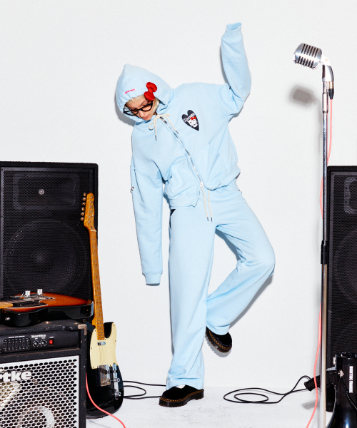 HIGHTIDEFRANKIE(ハイタイドフランキー)の「MEOWSFITS Hoodie Pants Set Sky Blue(パーカー・レディース・スカイブルー・FREE)」の4枚目の写真