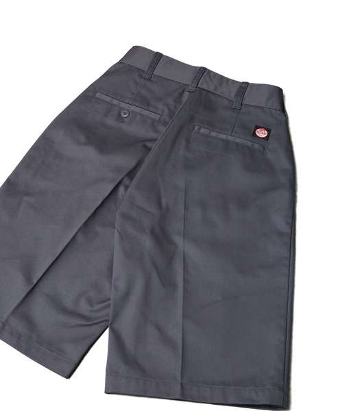RED KAP(レッドキャップ)の「《RED KAP》Short WORK PANTS(チノパンツ・メンズ・チャコールグレー/ブラック/ベージュ・LARGE/XXXX-LARGE/XXX-LARGE/XX-LARGE/X-LARGE/MEDIUM/SMALL/X-SMALL)」の1枚目の写真