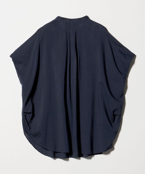green label relaxing（グリーンレーベルリラクシング）の「［size SHORTあり］ショルダー タック スキッパー ブラウス（シャツ/ブラウス・レディース・ネイビー/ケリーグリーン/その他1/オフホワイト・SHORT/FREE）」の19枚目の写真