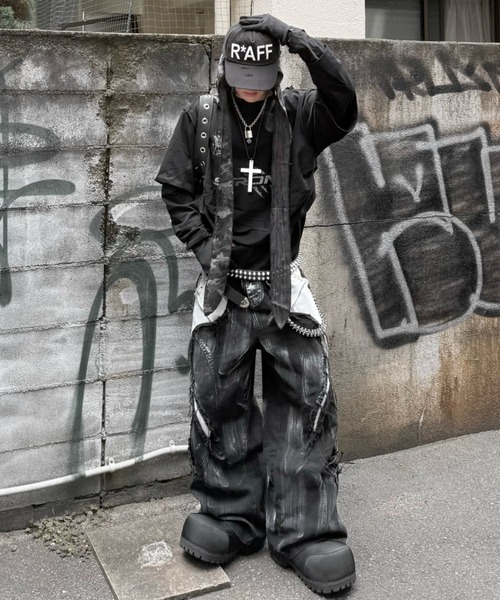 ROSEN KREUZ（ローゼンクロイツ）の「【Rosen Kreuz】SEALED FAITH PADLOCK NECKLACE / 【ローゼンクロイツ】シールドフェイスロックネックレス＜着用動画あり＞（ネックレス・メンズ・シルバー・ONE SIZE）」の19枚目の写真