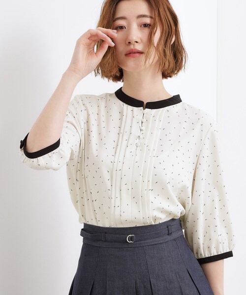 grove(グローブ)の「【二の腕カバー・お仕事】フロントタック配色ブラウス(シャツ/ブラウス・レディース・ホワイト系7/ライトグレー系4/ホワイト系3/ネイビー系・02/03/01/05/04)」の2枚目の写真