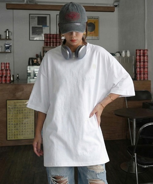 Dalfwin(ダールフィン)の「韓国ファッション SEATTLE英字バックプリント半袖Tシャツ(Tシャツ/カットソー・レディース・ベージュ/ホワイト/チャコールグレー/グレー・FREE)」の6枚目の写真