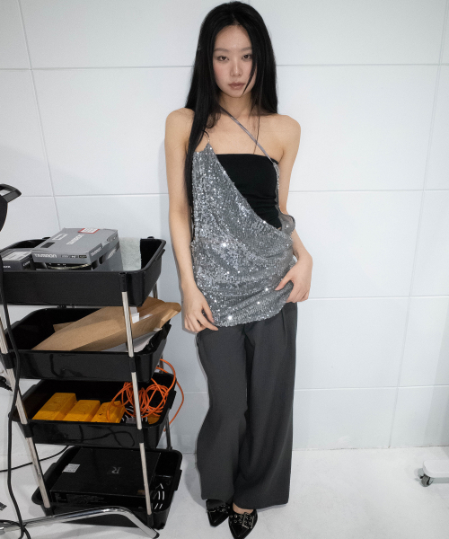 CHICKS(チックス)の「モダンストレートワイドスラックスグレー(スラックス・レディース・グレー・ONE SIZE)」の3枚目の写真