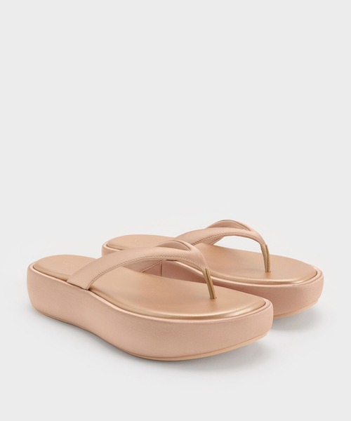 CHARLES & KEITH(チャールズ & キース)の「サテン トング フラットフォーム サンダル(サンダル・レディース・アイボリー/ブラック系その他2・22.5cm/23cm/23.5cm/24.5cm/25cm/25.5cm)」の11枚目の写真