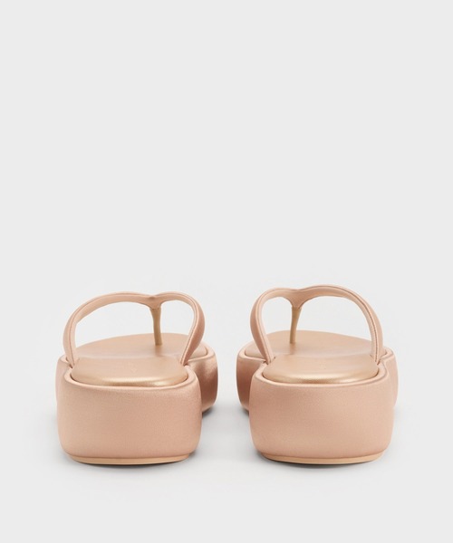 CHARLES & KEITH(チャールズ & キース)の「サテン トング フラットフォーム サンダル(サンダル・レディース・アイボリー/ブラック系その他2・22.5cm/23cm/23.5cm/24.5cm/25cm/25.5cm)」の10枚目の写真