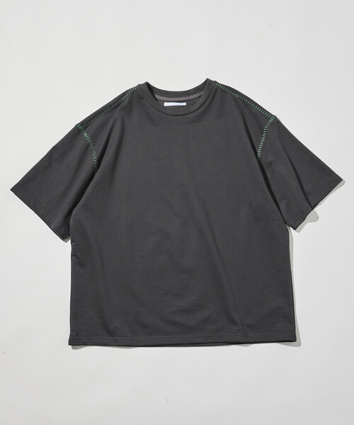 Firsthand(ファーストハンド)の「Firsthand/ファーストハンド ボックスシルエット 配色ラダーステッチ クルーネック Tシャツ(Tシャツ/カットソー・メンズ・ホワイト/ブラック/チャコールグレー・MEDIUM/LARGE)」の7枚目の写真