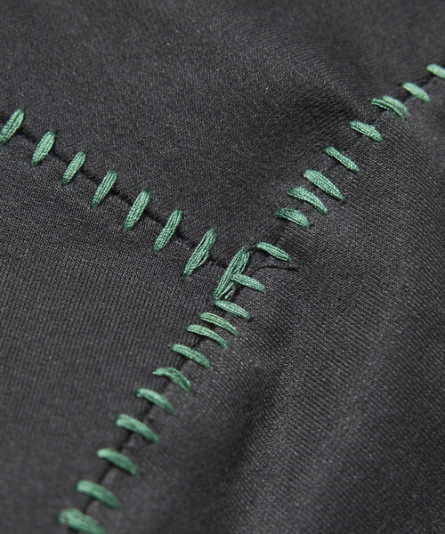 Firsthand(ファーストハンド)の「Firsthand/ファーストハンド ボックスシルエット 配色ラダーステッチ クルーネック Tシャツ(Tシャツ/カットソー・メンズ・ホワイト/ブラック/チャコールグレー・MEDIUM/LARGE)」の16枚目の写真