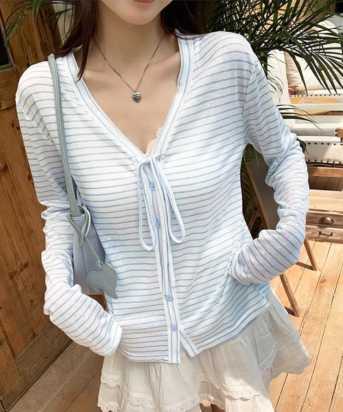 core core(コアコア)の「ボーダー柄シアーVネックカーディガン(カーディガン/ボレロ・レディース・ライトピンク/ライトブルー・FREE)」の2枚目の写真