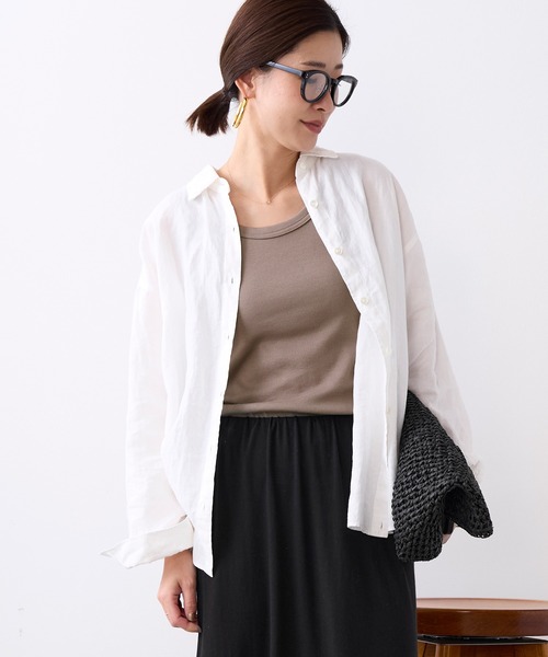 MICA&DEAL(マイカ&ディール)の「ラミー2WAYシアーシャツ(シャツ/ブラウス・レディース・キャメル/ラベンダー/ブラック/オフホワイト・FREE)」の2枚目の写真
