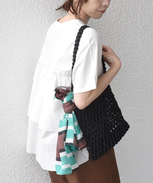 SHIPS Colors(シップス カラーズ)の「SHIPS Colors:〈手洗い可能〉バックティアード デザイン カットソー(Tシャツ/カットソー・レディース・イエロー/ブラック/オフホワイト・ONE SIZE)」の22枚目の写真