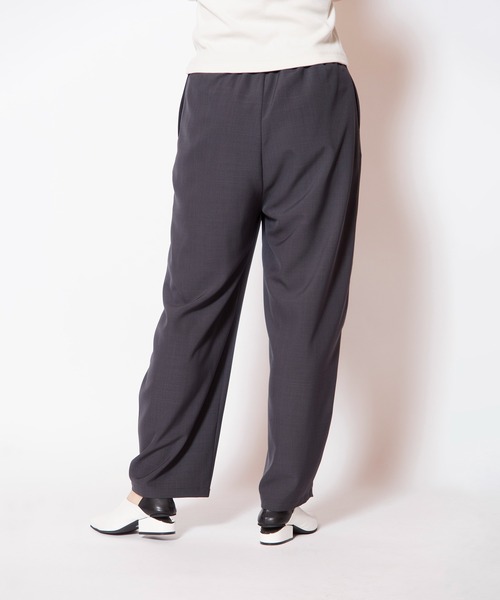 OSMOSIS(オズモーシス)の「タックカーブパンツ(その他パンツ・レディース・ダークグレー/ブラック/ライトグレー・ONE SIZE)」の7枚目の写真