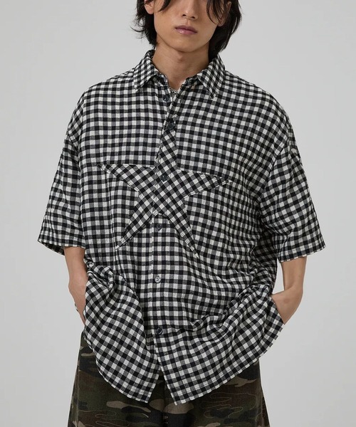HOODHOOD(フッドフッド)の「【UNISEX】HOODHOOD/スターアップリケチェックシャツ(シャツ/ブラウス・レディース・ブラック/ブルー・MEDIUM)」の2枚目の写真
