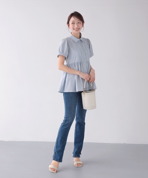 Mirenue(ミレニュー)の「フロントフリルペプラムブラウス(シャツ/ブラウス・レディース・ブルー/ホワイト/ネイビー・FREE)」の15枚目の写真