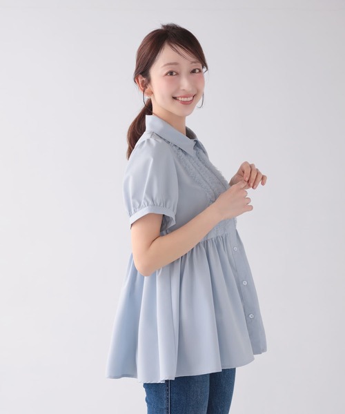 Mirenue(ミレニュー)の「フロントフリルペプラムブラウス(シャツ/ブラウス・レディース・ブルー/ホワイト/ネイビー・FREE)」の17枚目の写真