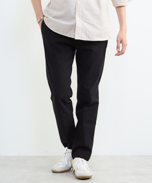 MEN'S MELROSE（メンズメルローズ）の「ハイストレッチスリムテーパードパンツ（チノパンツ・メンズ・ホワイト/ネイビー/ブラック・3/4/5）」の2枚目の写真