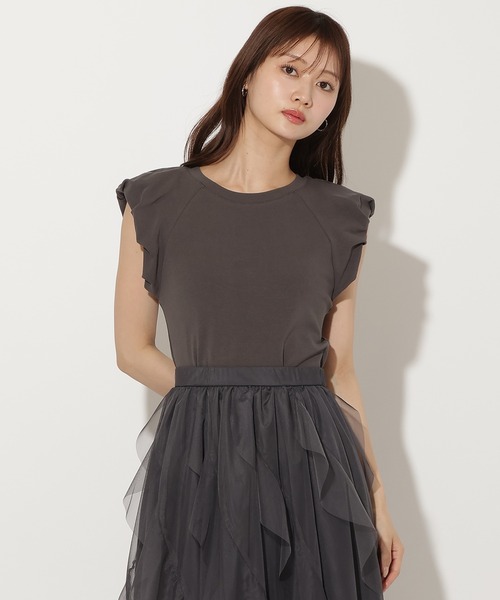 AND COUTURE(アンドクチュール)の「タックバルーンスリーブプルオーバー(Tシャツ/カットソー・レディース・ピンク/チャコールグレー/オフホワイト・FREE)」の3枚目の写真