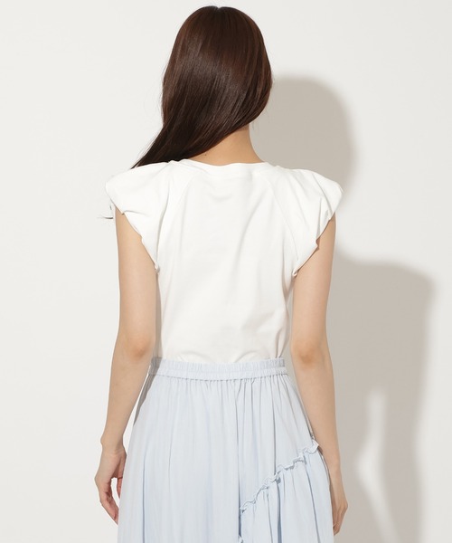 AND COUTURE(アンドクチュール)の「タックバルーンスリーブプルオーバー(Tシャツ/カットソー・レディース・ピンク/チャコールグレー/オフホワイト・FREE)」の6枚目の写真