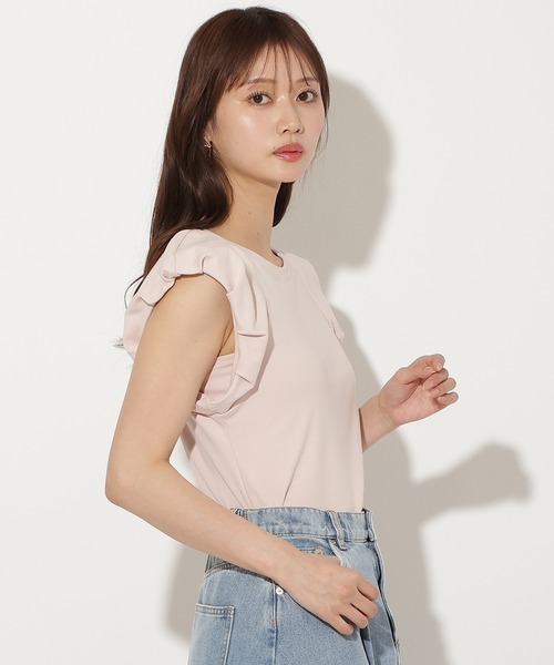 AND COUTURE(アンドクチュール)の「タックバルーンスリーブプルオーバー(Tシャツ/カットソー・レディース・ピンク/チャコールグレー/オフホワイト・FREE)」の17枚目の写真