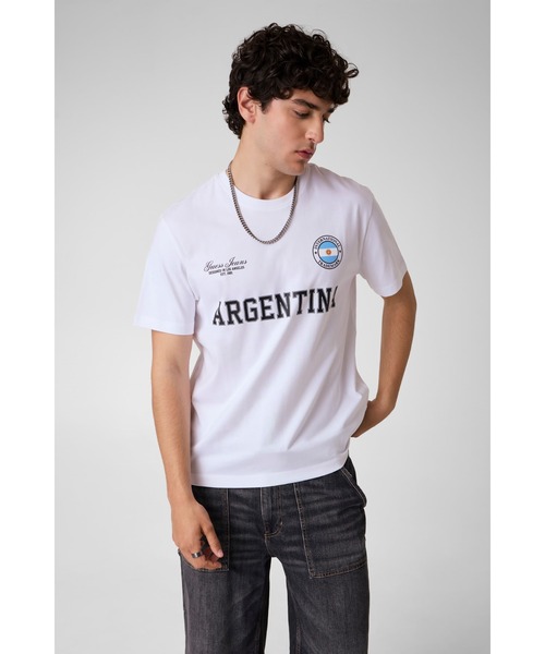 GUESS JEANS(ゲスジーンズ)の「GUESS JEANS World Cup Tee Tシャツ 半袖 ワールドカップ(Tシャツ/カットソー・メンズ・ホワイト×ブルー/レッド/ブルー/イエロー×グリーン/ホワイト・X-LARGE/SMALL/XX-LARGE/LARGE/MEDIUM)」の8枚目の写真