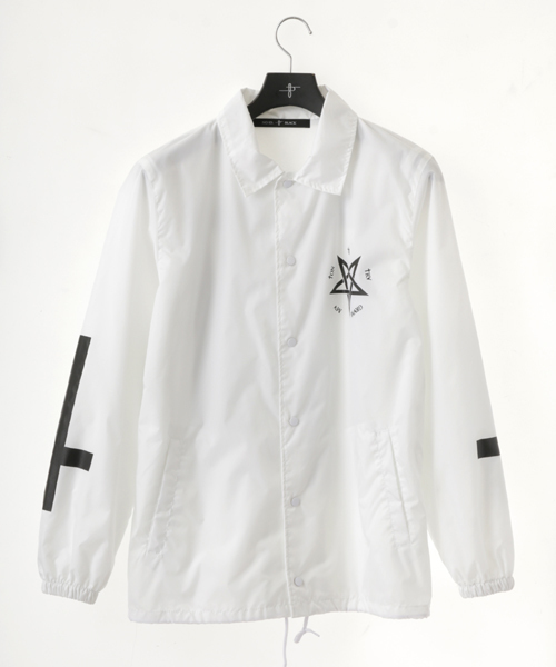 NO ID.(ノーアイディ)の「mj3728-NタフタペンタグラムプリントコーチJKT ジャケット(ナイロンジャケット・メンズ・ブラック/ホワイト・2/1/3)」の1枚目の写真