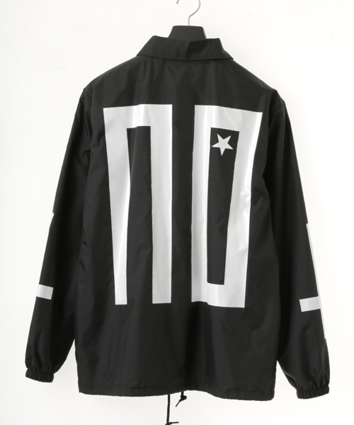 NO ID.(ノーアイディ)の「mj3728-NタフタペンタグラムプリントコーチJKT ジャケット(ナイロンジャケット・メンズ・ブラック/ホワイト・2/1/3)」の6枚目の写真