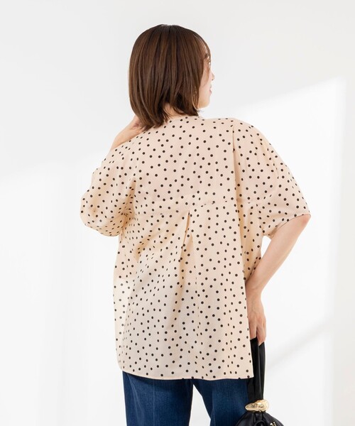 Rie Miller(リエミラー)の「《接触冷感》ウォッシャブルキャップスリーブプルオーバー(シャツ/ブラウス・レディース・ブラウン系その他/ベージュ系その他/ブラック系その他・38)」の13枚目の写真