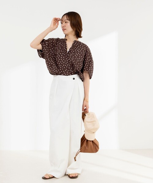 Rie Miller(リエミラー)の「《接触冷感》ウォッシャブルキャップスリーブプルオーバー(シャツ/ブラウス・レディース・ブラウン系その他/ベージュ系その他/ブラック系その他・38)」の18枚目の写真