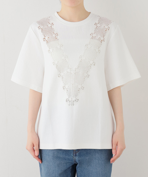 Spick & Span(スピックアンドスパン)の「《一部店舗+WEB限定》BERENICE. / べレニス TSHIRT COL ROND BRODERIE V(Tシャツ/カットソー・レディース・ホワイト・SMALL)」の8枚目の写真