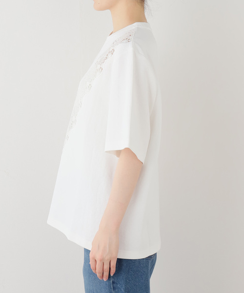 Spick & Span(スピックアンドスパン)の「《一部店舗+WEB限定》BERENICE. / べレニス TSHIRT COL ROND BRODERIE V(Tシャツ/カットソー・レディース・ホワイト・SMALL)」の9枚目の写真