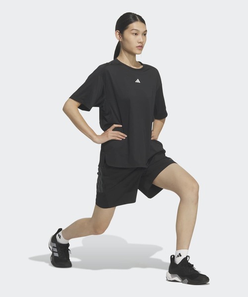 adidas(アディダス)の「トレーニング エッセンシャルズ プラス ルーズフィット ミッドレギュラー レングス 半袖Tシャツ / アディダス adidas(Tシャツ/カットソー・レディース・ブラック・XX-LARGE/LARGE/MEDIUM/X-SMALL/X-LARGE/SMALL)」の5枚目の写真