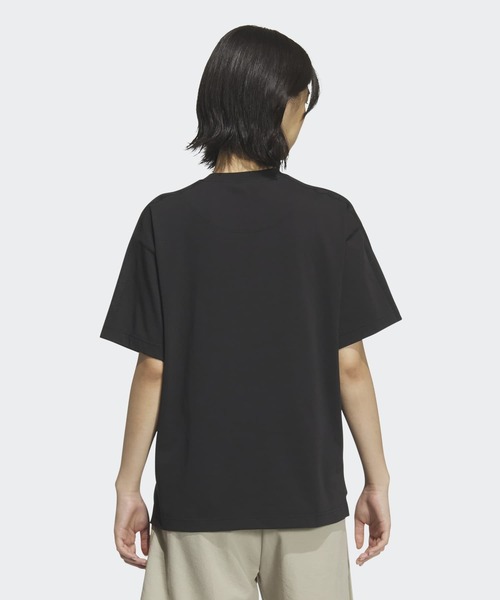 adidas(アディダス)の「エッセンシャルズ プラス スリーストライプス ルーズフィット半袖Tシャツ / アディダス adidas(Tシャツ/カットソー・レディース・ブラック・XX-LARGE/LARGE/MEDIUM/SMALL/X-LARGE/X-SMALL)」の2枚目の写真