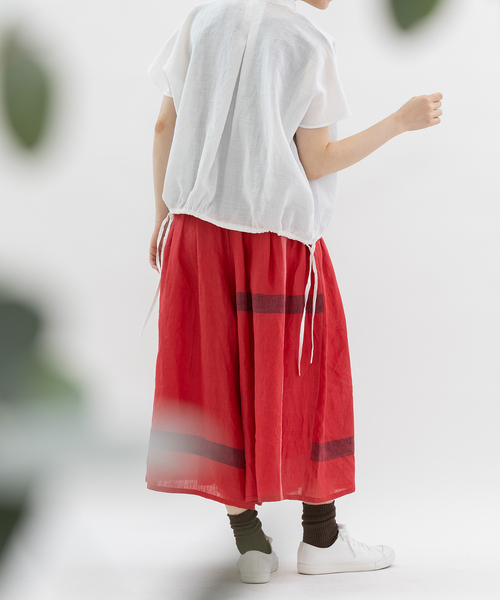 nop de nod(ノップドゥノッド)の「ラミースタンドカラーフリルブラウス(シャツ/ブラウス・レディース・ダークブラウン/オフホワイト/ネイビー・M)」の12枚目の写真