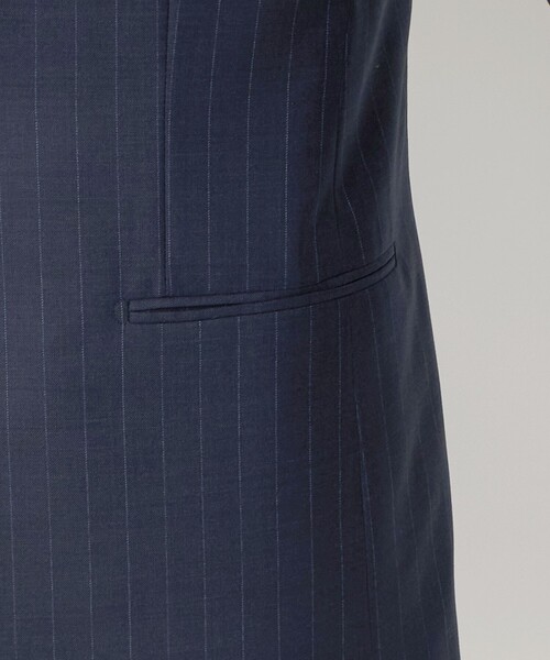 UNITED ARROWS(ユナイテッドアローズ)の「シャークスキン ストライプ シングル 3ボタン スーツ SーMODEL ヨコストレッチ 撥水(セットアップ・メンズ・ロイヤルブルー・50/44/46/48)」の7枚目の写真