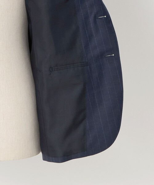 UNITED ARROWS(ユナイテッドアローズ)の「シャークスキン ストライプ シングル 3ボタン スーツ SーMODEL ヨコストレッチ 撥水(セットアップ・メンズ・ロイヤルブルー・50/44/46/48)」の9枚目の写真