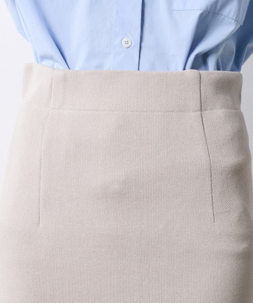 CHIC STYLE(シックスタイル)の「ニットマキシタイトスカート<大きいサイズ有>シックスタイル(スカート・レディース・アイボリー/チャコール/ブラック・5L/4L/3L/LL/L/M)」の4枚目の写真