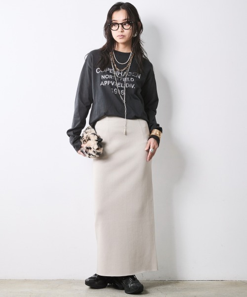 CHIC STYLE(シックスタイル)の「ニットマキシタイトスカート<大きいサイズ有>シックスタイル(スカート・レディース・アイボリー/チャコール/ブラック・5L/4L/3L/LL/L/M)」の16枚目の写真