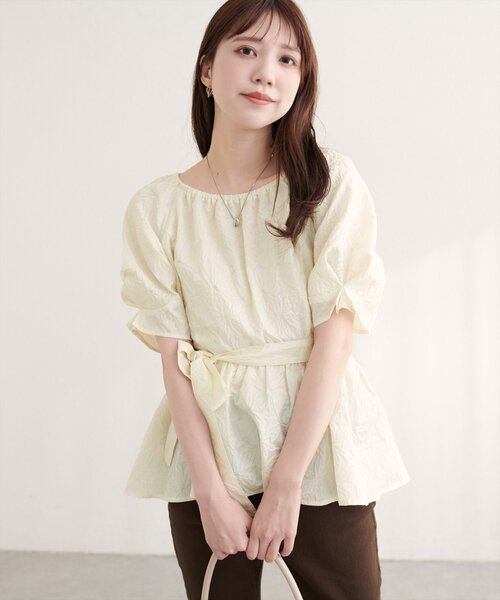 natural couture(ナチュラルクチュール)の「袖タックペプラムブラウス(シャツ/ブラウス・レディース・アイボリー/ブラック/サックスブルー・FREE)」の20枚目の写真