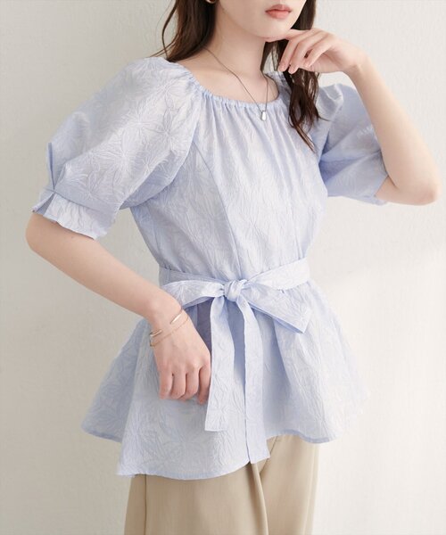 natural couture(ナチュラルクチュール)の「袖タックペプラムブラウス(シャツ/ブラウス・レディース・アイボリー/ブラック/サックスブルー・FREE)」の13枚目の写真