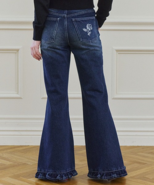idem(イデム)の「parisienne frill flare denim / 裾フリル美脚デニムパンツ(デニムパンツ・レディース・ネイビー・SMALL/FREE)」の21枚目の写真