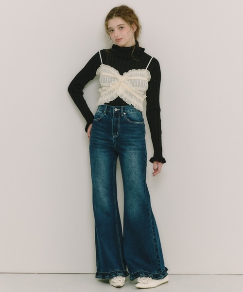 idem(イデム)の「parisienne frill flare denim / 裾フリル美脚デニムパンツ(デニムパンツ・レディース・ネイビー・SMALL/FREE)」の22枚目の写真