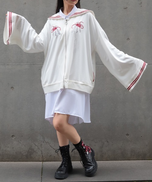 REZEN(リゼン)の「彼岸花刺繍セーラーブルゾン(その他アウター・メンズ・レッドパープル/アイボリー/ローズ・FREE)」の4枚目の写真