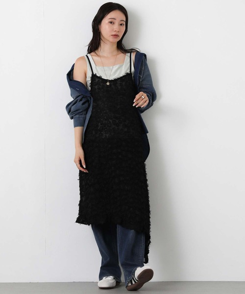 Gready Brilliant(グレディブリリアン)の「シアーデニムロゴシャツ(シャツ/ブラウス・レディース・インディゴブルー・38)」の21枚目の写真