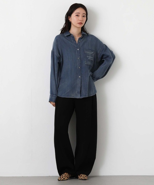 Gready Brilliant(グレディブリリアン)の「シアーデニムロゴシャツ(シャツ/ブラウス・レディース・インディゴブルー・38)」の9枚目の写真