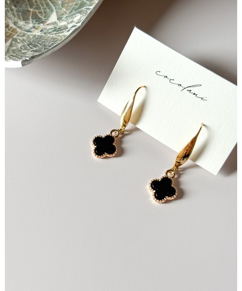 tone（トーン）の「【cocolani】［金属アレルギー対応］揺れる クローバーピアス(MA)（ピアス（両耳用）・レディース・ホワイト/ブラック・FREE）」の16枚目の写真