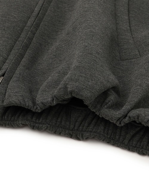 ADAM ET ROPE'(アダムエロペ)の「【WEB限定】・【定番】ダンボールコクーンブルゾン(ブルゾン・レディース・ブラック/チャコールグレー/ダークブラウン/ベージュ系その他・FREE)」の18枚目の写真