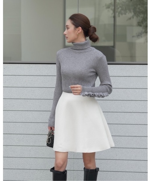 BIRTHDAY BASH(バースデイバッシュ)の「FRILL SLEEVE HIGHNECK KNIT(フリルスリーブハイネックニット)(ニット/セーター・レディース・グレー・S)」の10枚目の写真