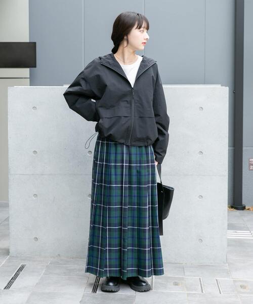 ITEMS URBANRESEARCH(アイテムズ アーバンリサーチ)の「リップストップマウンテンパーカー(マウンテンパーカー・レディース・ブラック/ブラウン・FREE)」の6枚目の写真