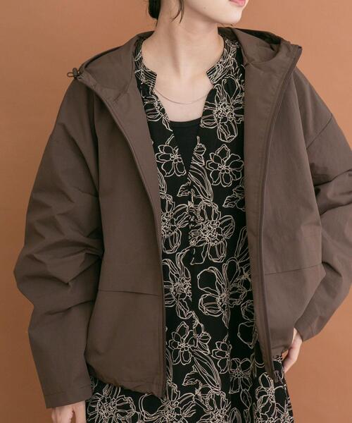 ITEMS URBANRESEARCH(アイテムズ アーバンリサーチ)の「リップストップマウンテンパーカー(マウンテンパーカー・レディース・ブラック/ブラウン・FREE)」の9枚目の写真