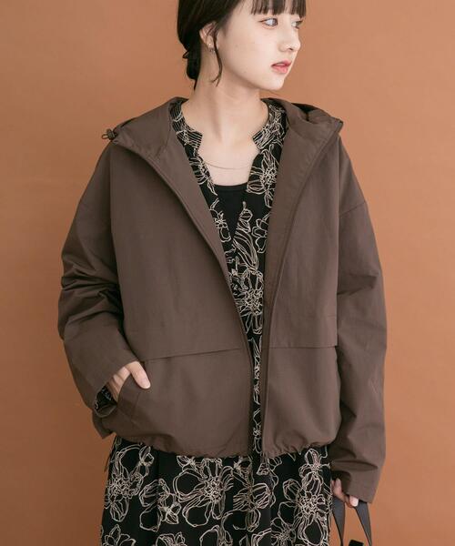 ITEMS URBANRESEARCH(アイテムズ アーバンリサーチ)の「リップストップマウンテンパーカー(マウンテンパーカー・レディース・ブラック/ブラウン・FREE)」の11枚目の写真