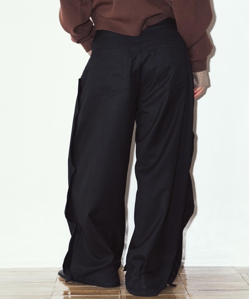 Knuth Marf(クヌースマーフ)の「Knuth Marf / クヌースマーフ cling draped pants(スラックス・レディース・ブラック/ブラウン・X-SMALL/SMALL)」の6枚目の写真